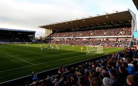 種族主義的 種族主義的